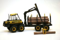 Ponsse Elephant plastic scale model 927